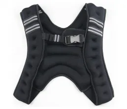 ممارسة سترة مرجحة مع شريط عاكس