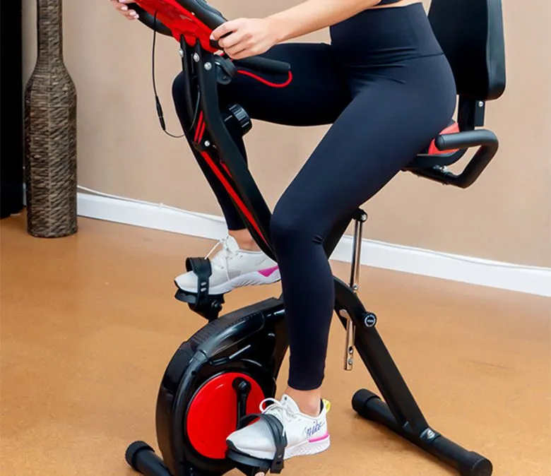 Bicicletă de exerciții pliabilă economisitoare de spațiu