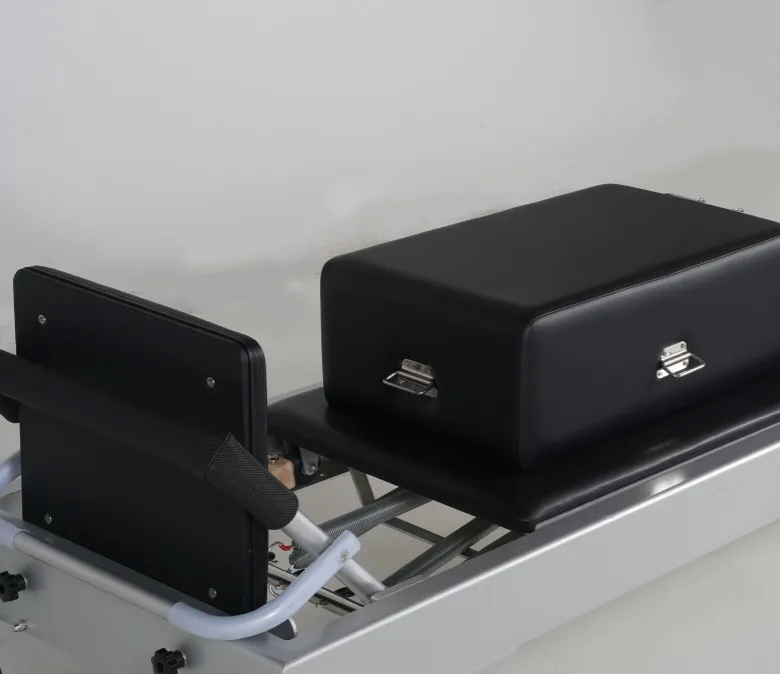 Pilates Reformer clasic cu turn