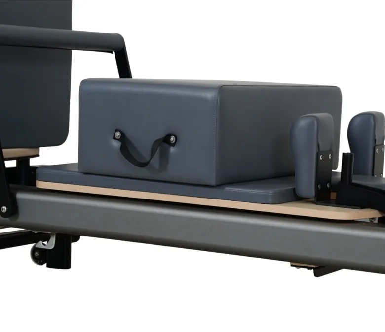 Pat Pilates Reformer din aluminiu anodizat gri Gunmetal